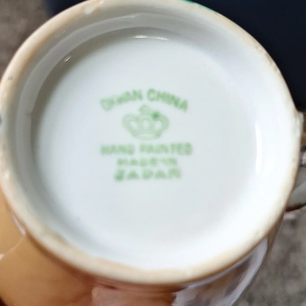 Vintage Okwan China made in Japan - handpainted peach gold lustre with design